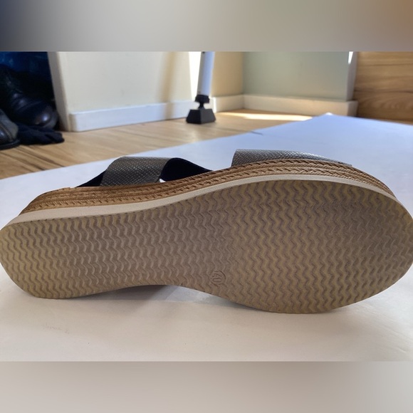 Oh! My Sandals, top Spanish sandal brand, size 40, like new. Silver - Picture 8 of 8